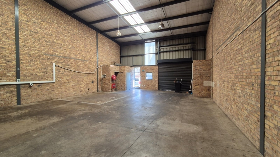 To Let Commercial Property for Rent in N4 Gateway Industrial Park Gauteng