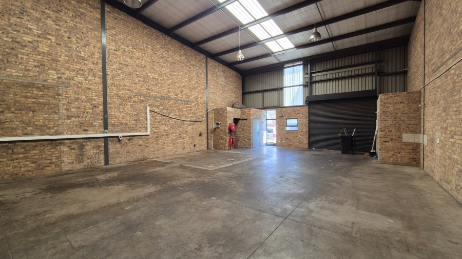 To Let Commercial Property for Rent in N4 Gateway Industrial Park Gauteng