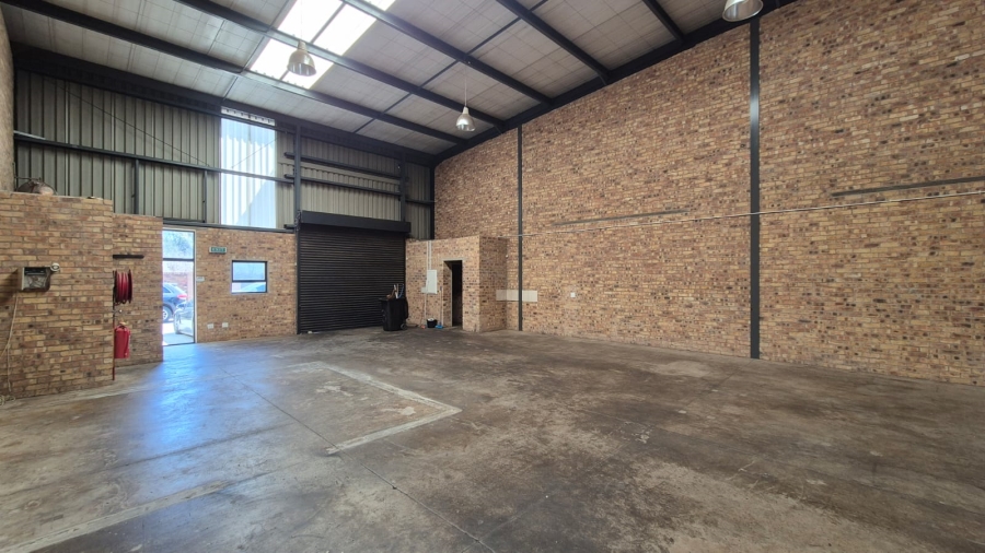 To Let Commercial Property for Rent in N4 Gateway Industrial Park Gauteng