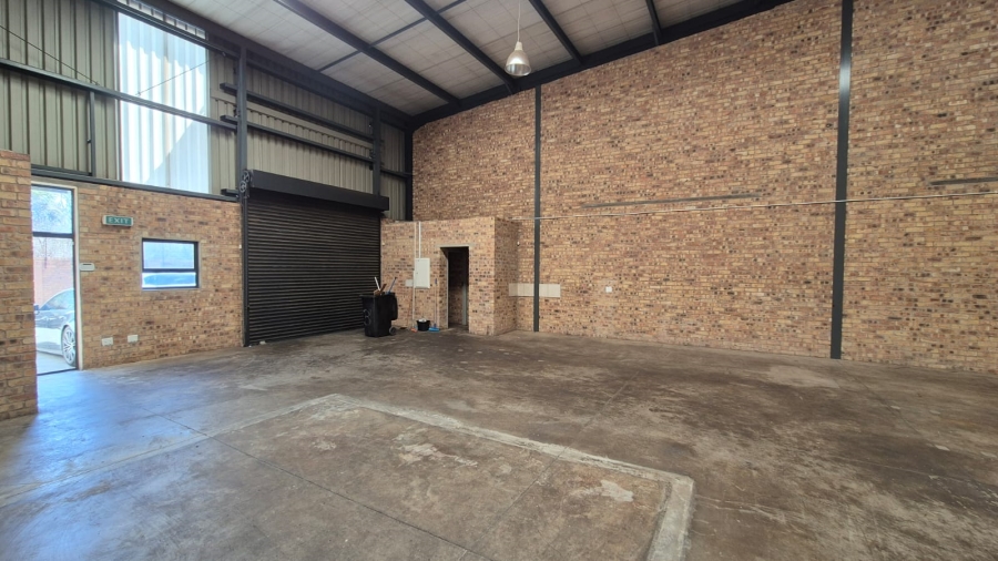 To Let Commercial Property for Rent in N4 Gateway Industrial Park Gauteng