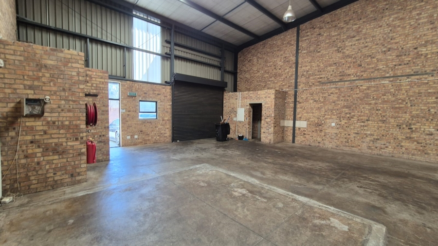 To Let Commercial Property for Rent in N4 Gateway Industrial Park Gauteng