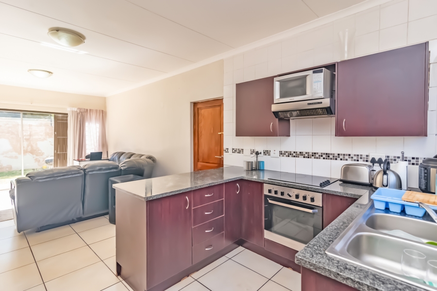 3 Bedroom Property for Sale in Amorosa Gauteng