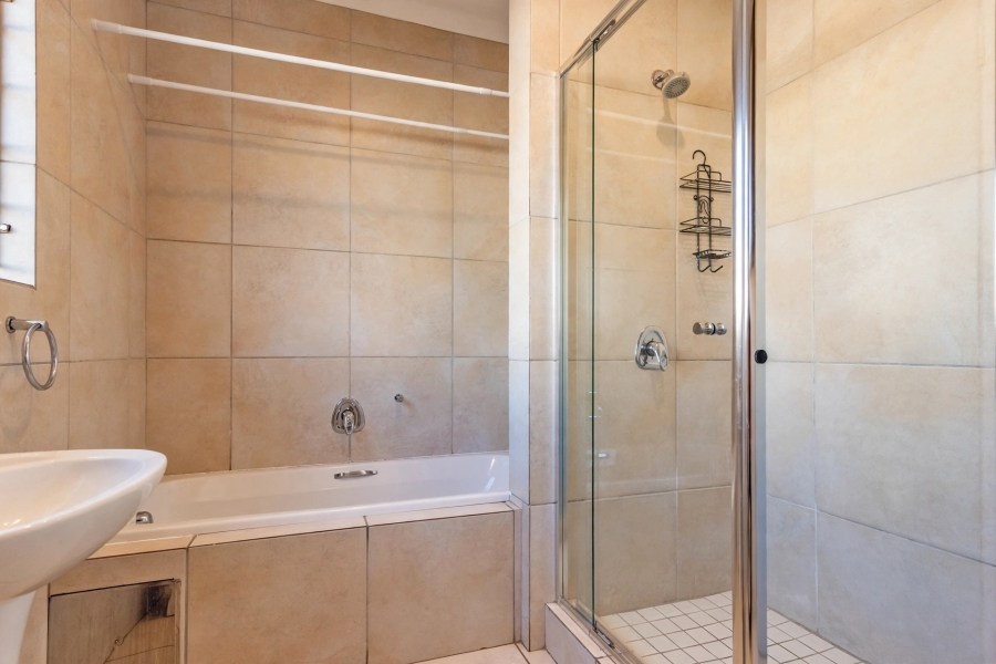 3 Bedroom Property for Sale in Amorosa Gauteng