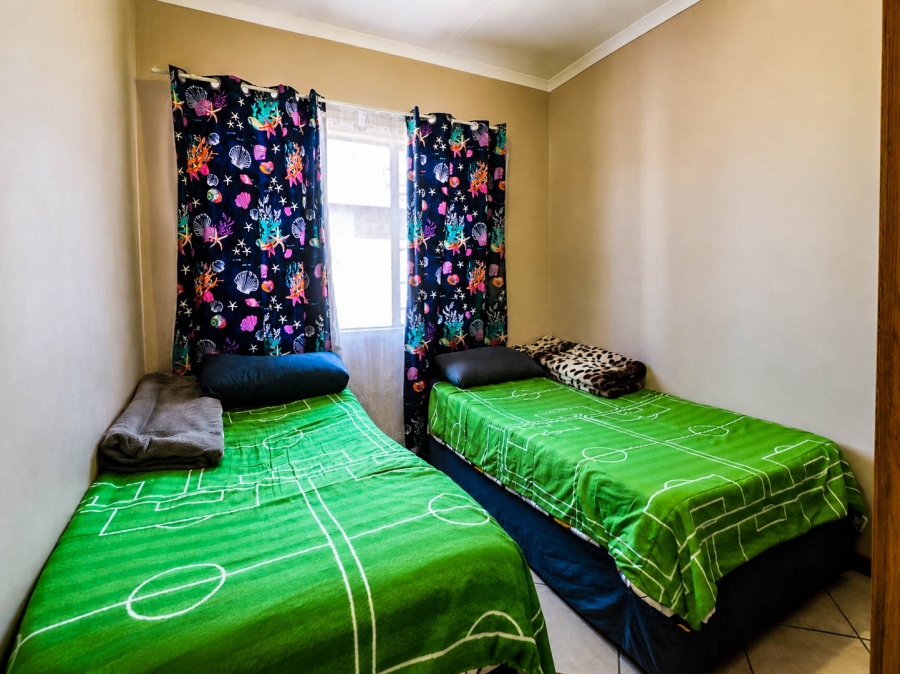 3 Bedroom Property for Sale in Monavoni Gauteng