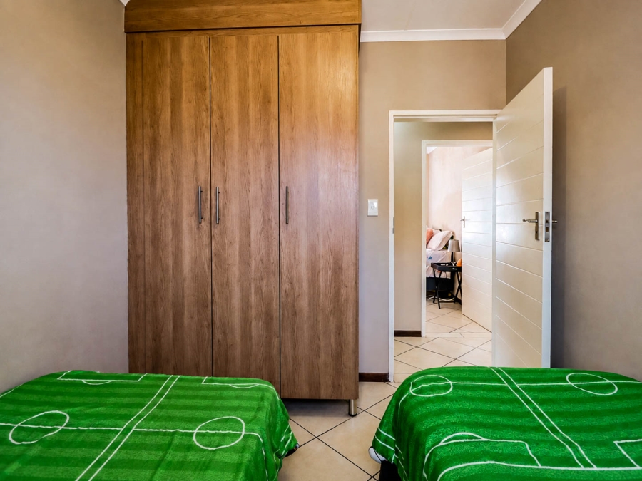 3 Bedroom Property for Sale in Monavoni Gauteng