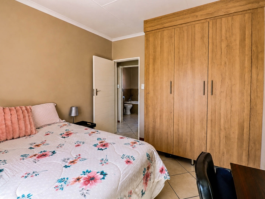 3 Bedroom Property for Sale in Monavoni Gauteng