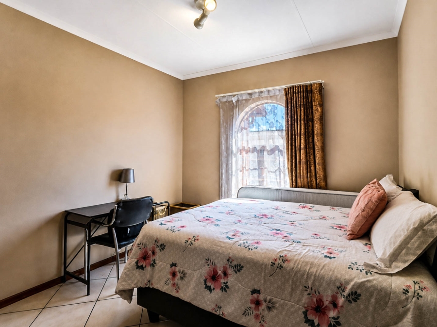 3 Bedroom Property for Sale in Monavoni Gauteng