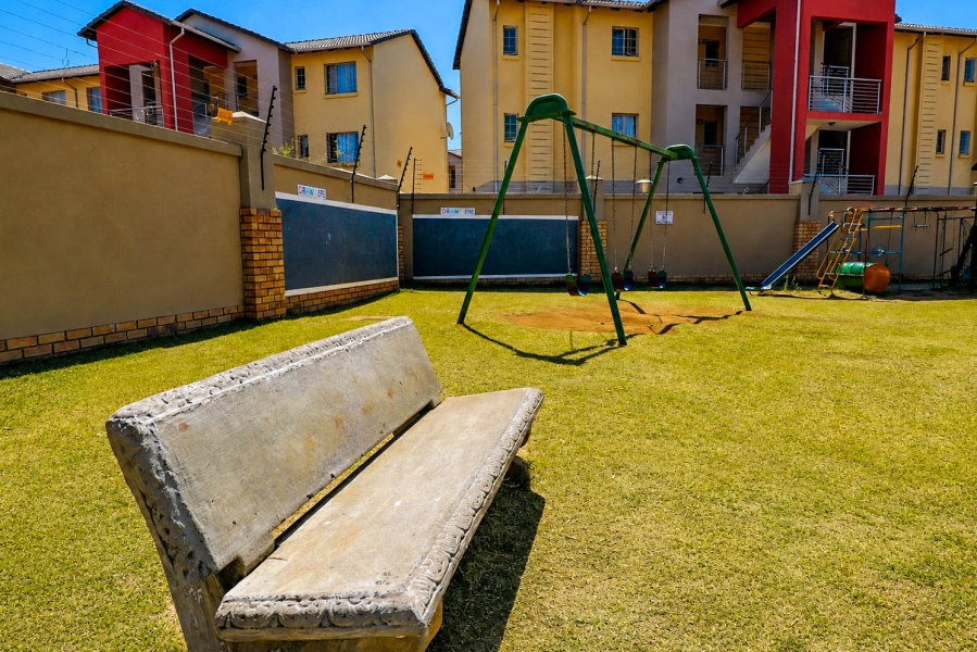 3 Bedroom Property for Sale in Monavoni Gauteng