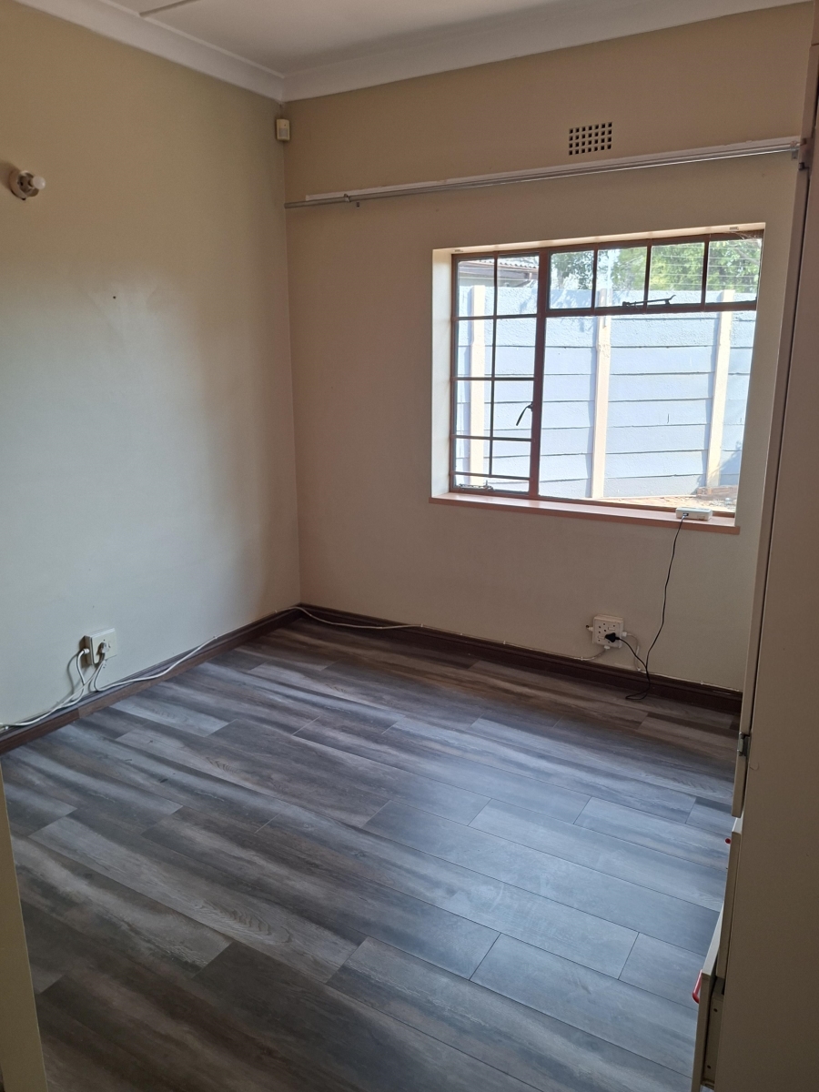 4 Bedroom Property for Sale in Hurlyvale Gauteng