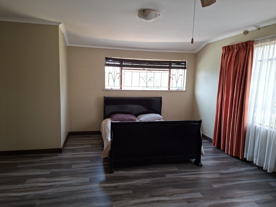 4 Bedroom Property for Sale in Hurlyvale Gauteng