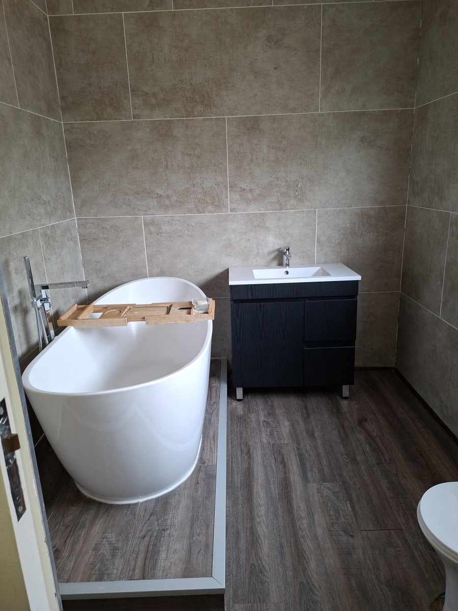 4 Bedroom Property for Sale in Hurlyvale Gauteng
