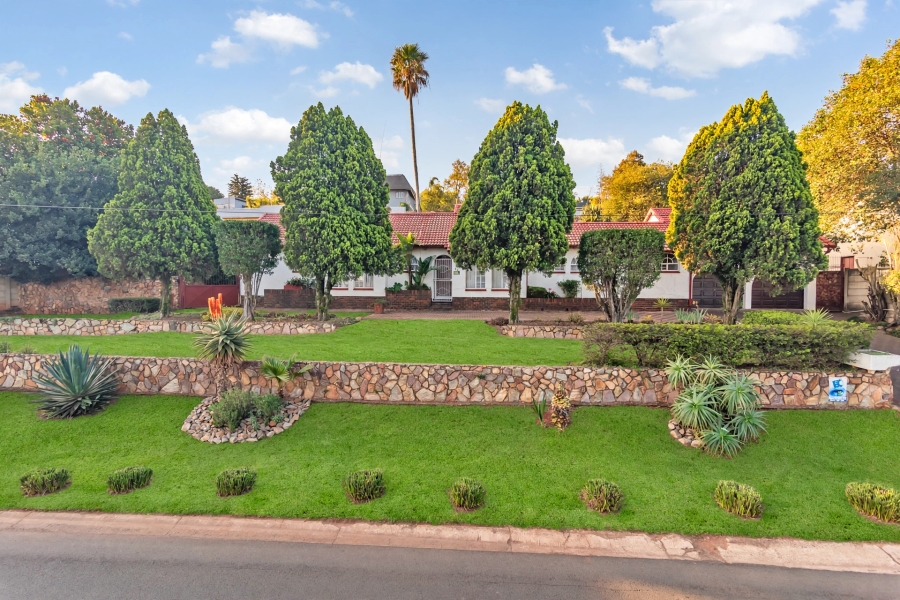 3 Bedroom Property for Sale in Wilro Park Gauteng