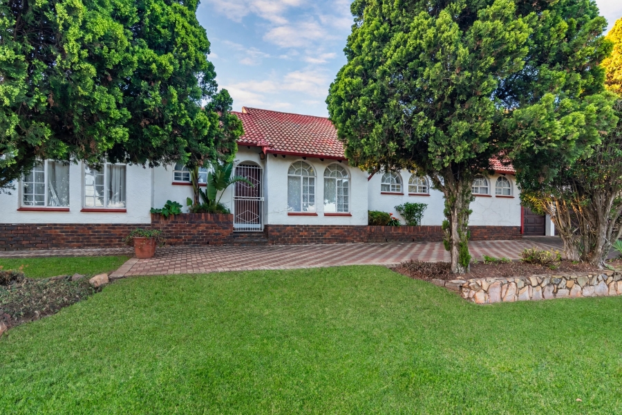 3 Bedroom Property for Sale in Wilro Park Gauteng