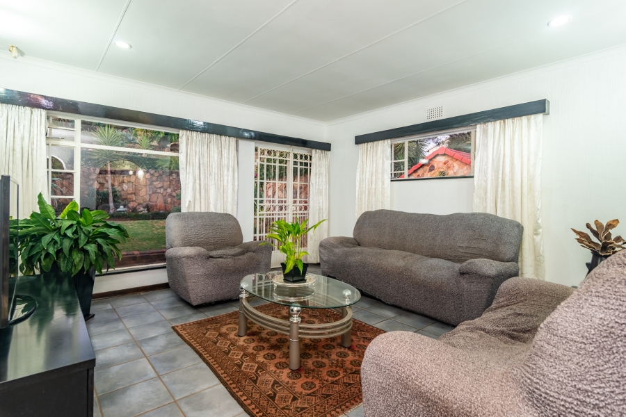 3 Bedroom Property for Sale in Wilro Park Gauteng