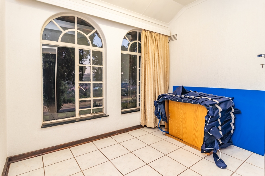 3 Bedroom Property for Sale in Wilro Park Gauteng