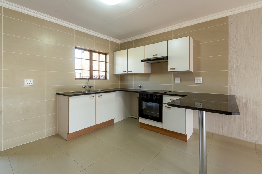 2 Bedroom Property for Sale in Die Wilgers Gauteng