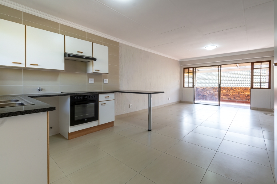 2 Bedroom Property for Sale in Die Wilgers Gauteng
