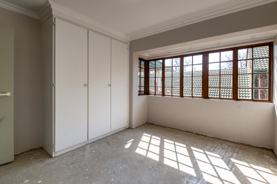2 Bedroom Property for Sale in Die Wilgers Gauteng