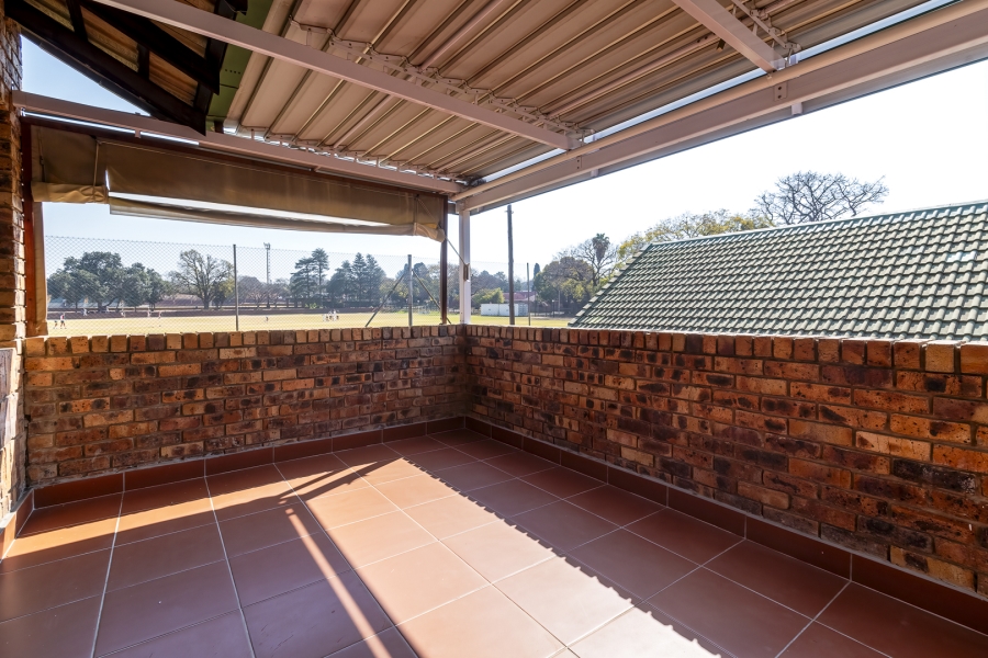 2 Bedroom Property for Sale in Die Wilgers Gauteng