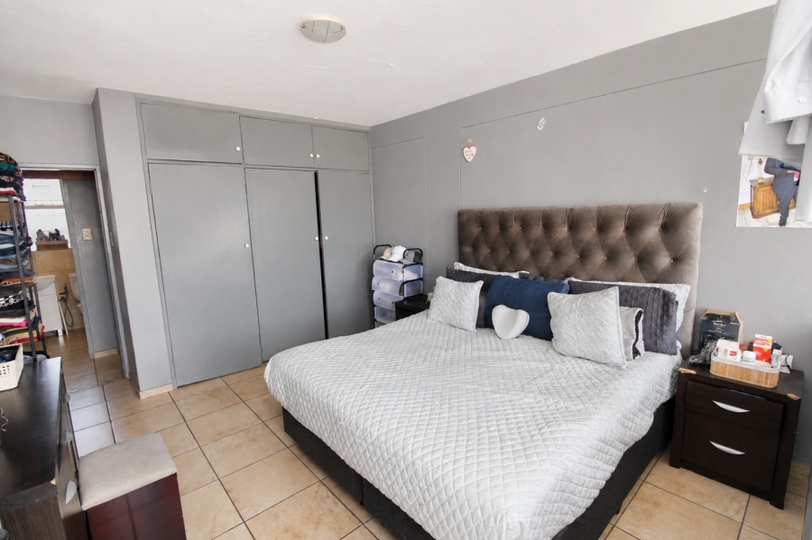 2 Bedroom Property for Sale in Wonderboom South Gauteng