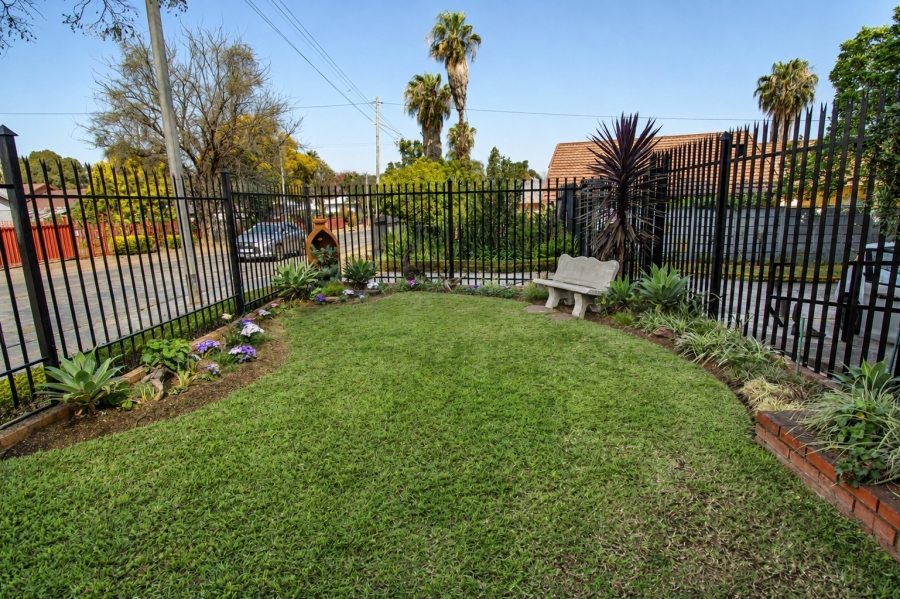 2 Bedroom Property for Sale in Wonderboom South Gauteng