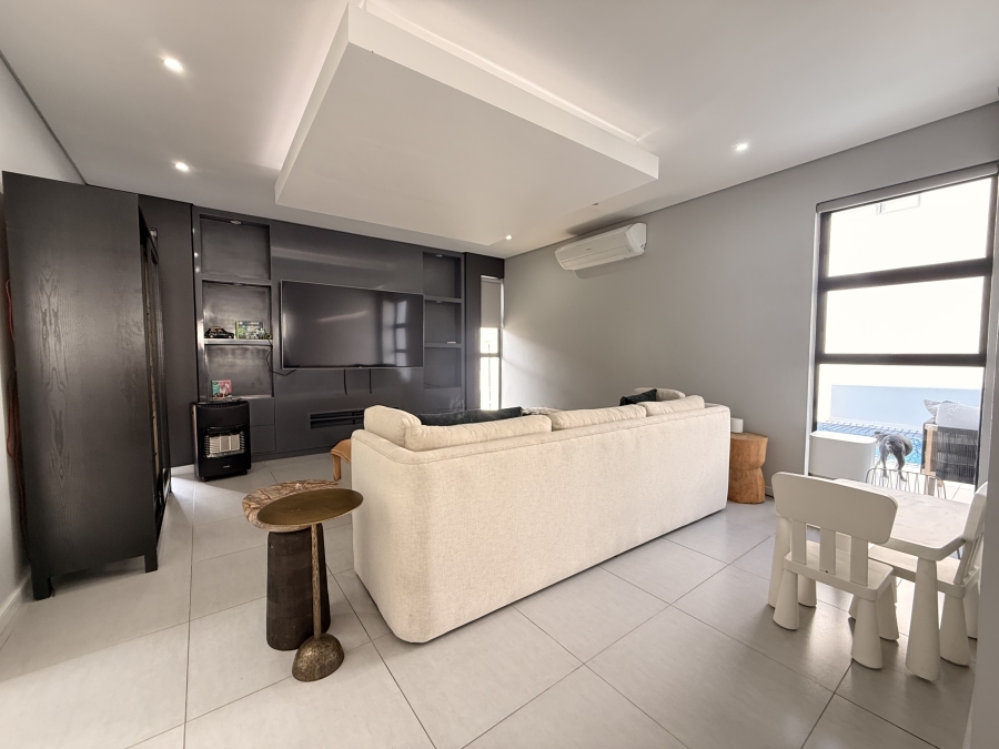 5 Bedroom Property for Sale in Sandown Gauteng