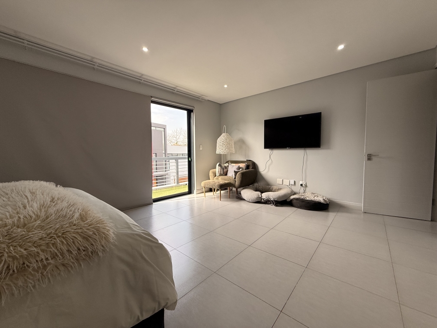 5 Bedroom Property for Sale in Sandown Gauteng