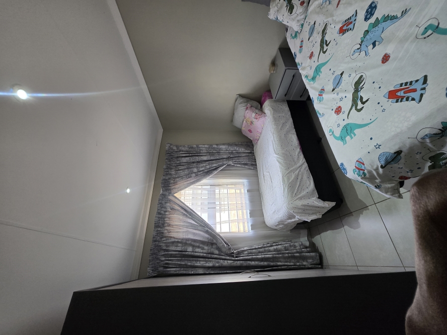 To Let 3 Bedroom Property for Rent in Lion Pride Gauteng