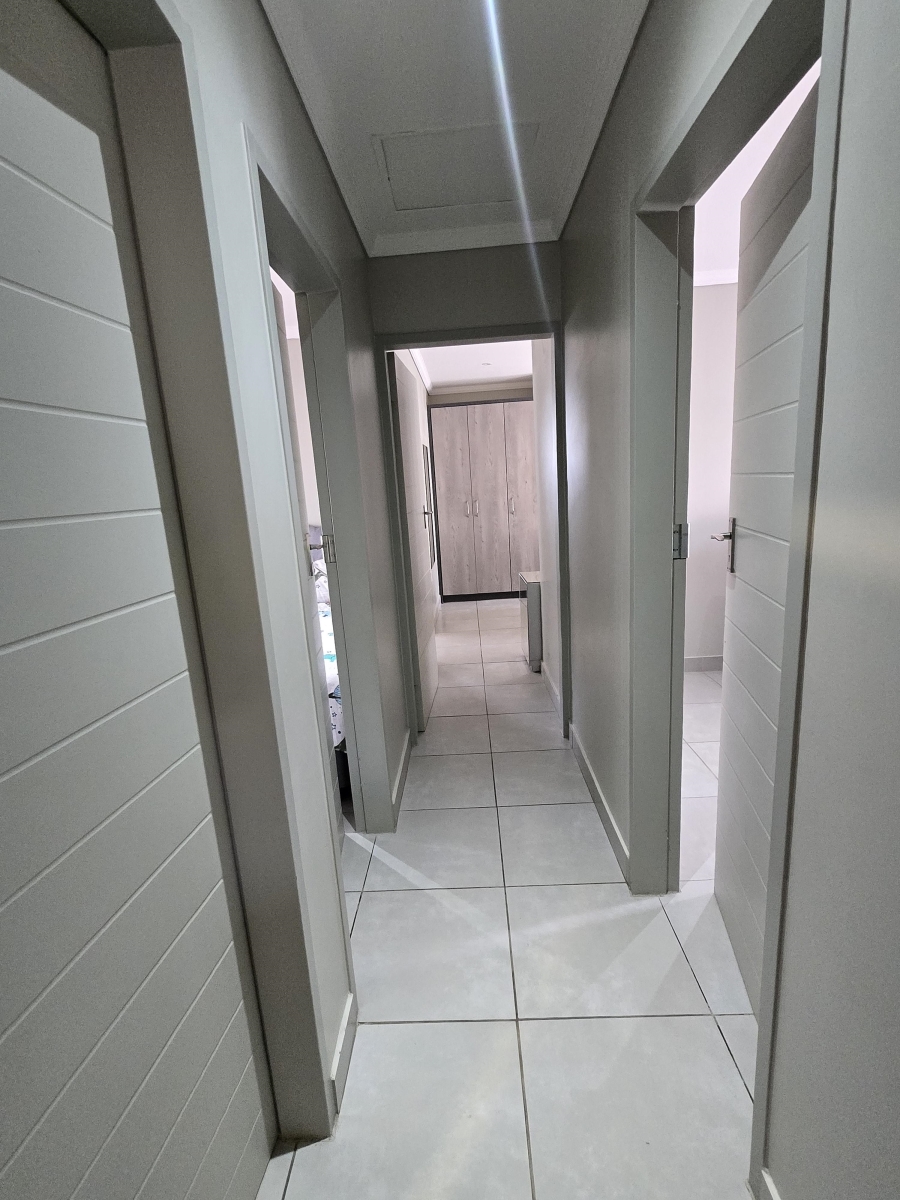 To Let 3 Bedroom Property for Rent in Lion Pride Gauteng