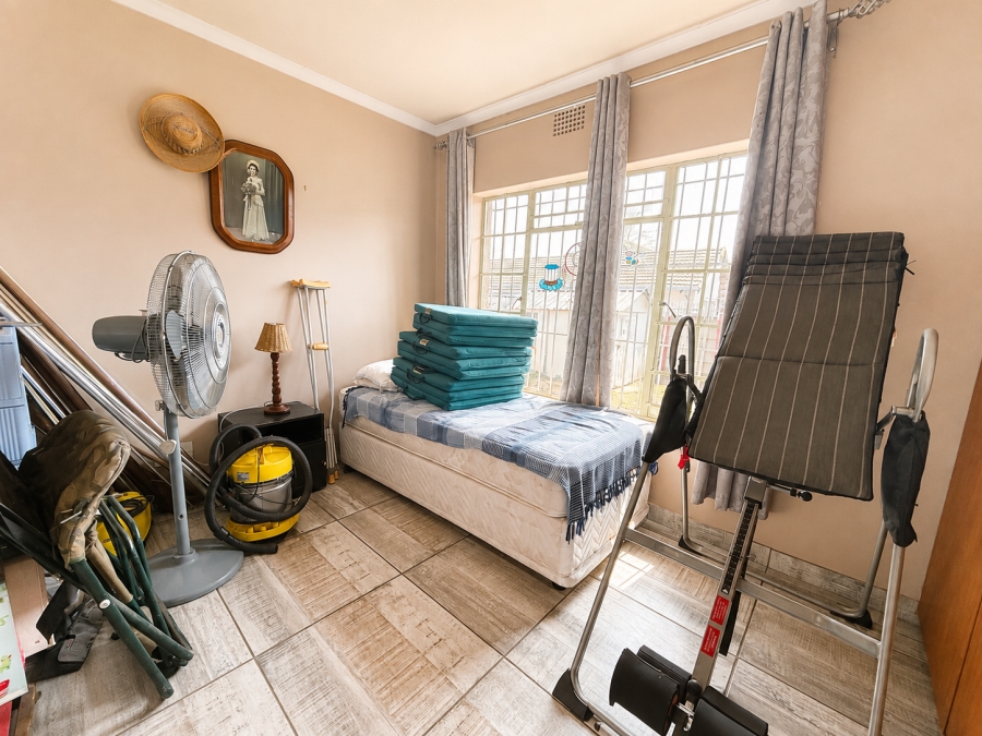 3 Bedroom Property for Sale in Verwoerdpark Gauteng