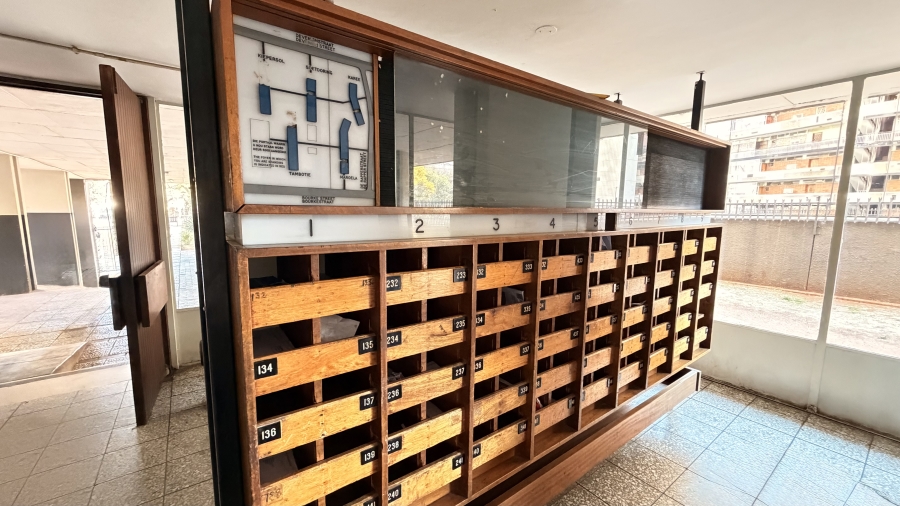 1 Bedroom Property for Sale in Sunnyside Gauteng