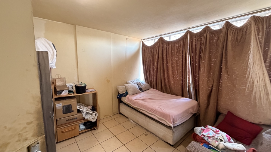 1 Bedroom Property for Sale in Sunnyside Gauteng
