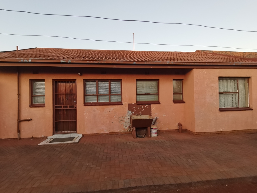 3 Bedroom Property for Sale in Sebokeng Zone 14 Gauteng