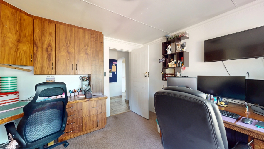 3 Bedroom Property for Sale in Rynfield Gauteng
