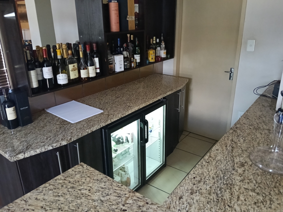 To Let 4 Bedroom Property for Rent in Marlands Gauteng