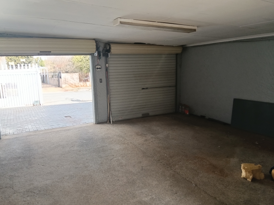To Let 4 Bedroom Property for Rent in Marlands Gauteng