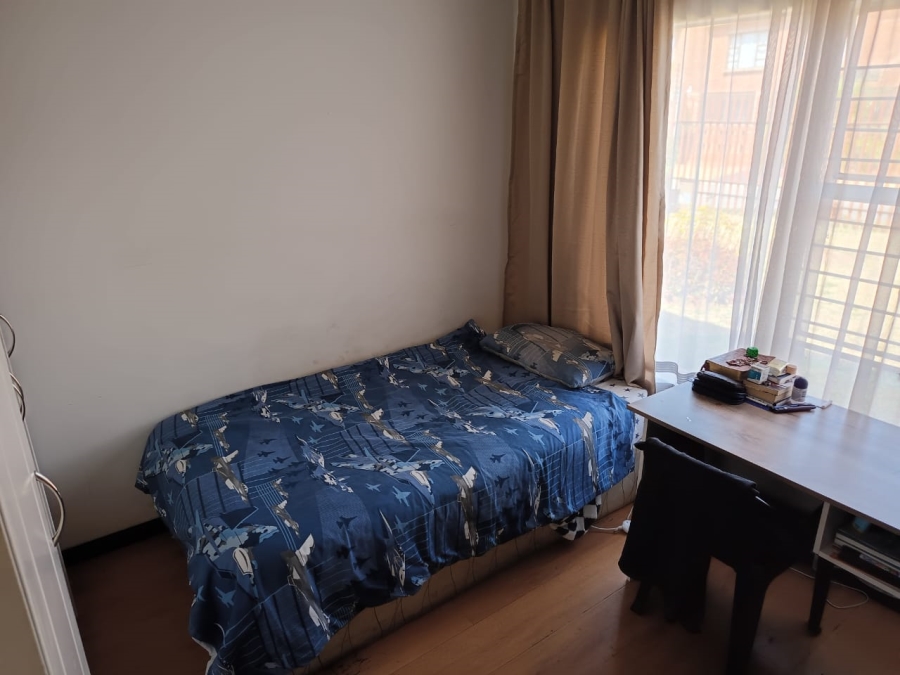 3 Bedroom Property for Sale in Mondeor Gauteng