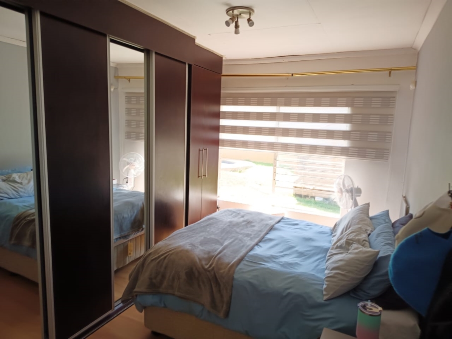 3 Bedroom Property for Sale in Mondeor Gauteng