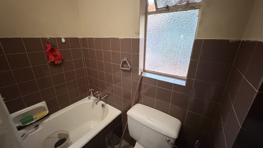 2 Bedroom Property for Sale in Baileys Muckleneuk Gauteng