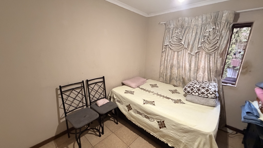2 Bedroom Property for Sale in Baileys Muckleneuk Gauteng