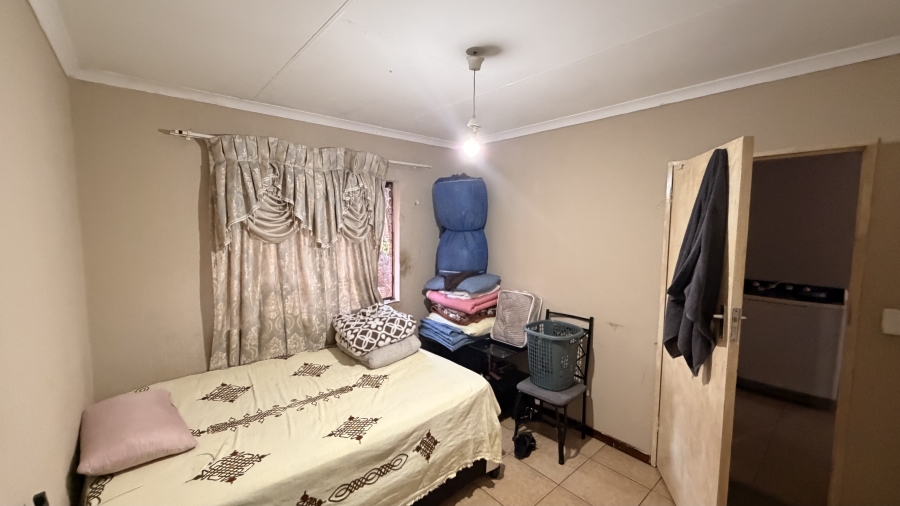 2 Bedroom Property for Sale in Baileys Muckleneuk Gauteng