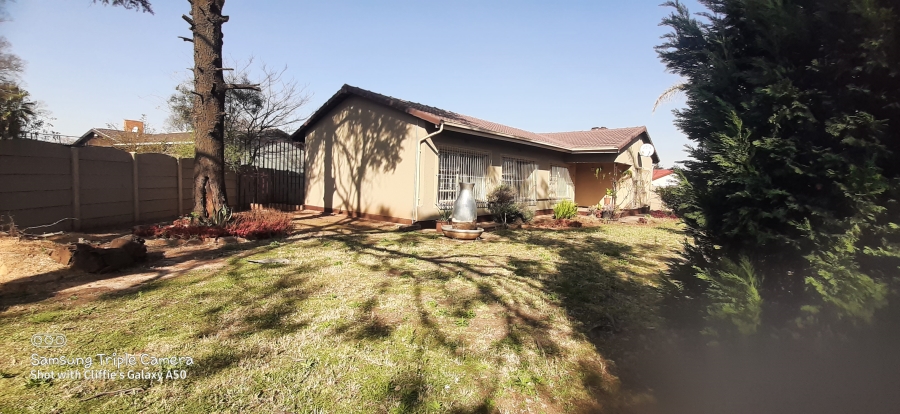 To Let 3 Bedroom Property for Rent in Leondale Gauteng