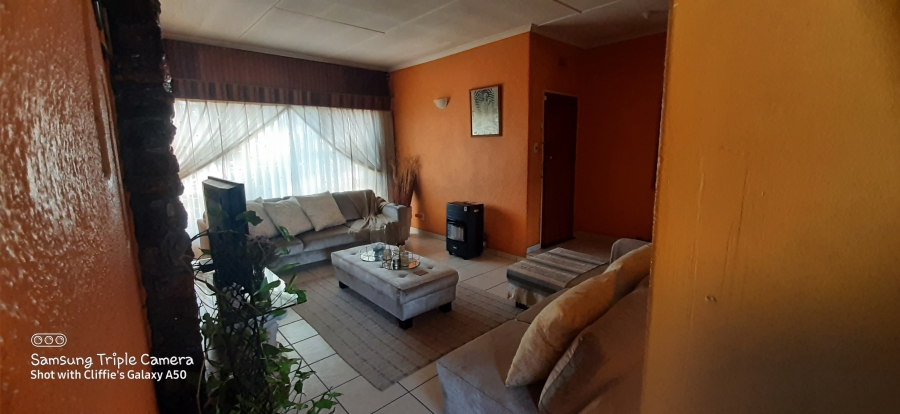 To Let 3 Bedroom Property for Rent in Leondale Gauteng
