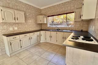 3 Bedroom Property for Sale in Oakdene Gauteng