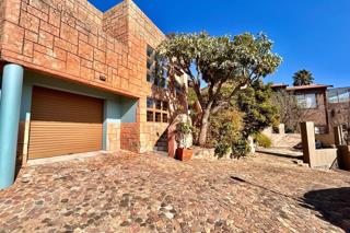 3 Bedroom Property for Sale in Oakdene Gauteng