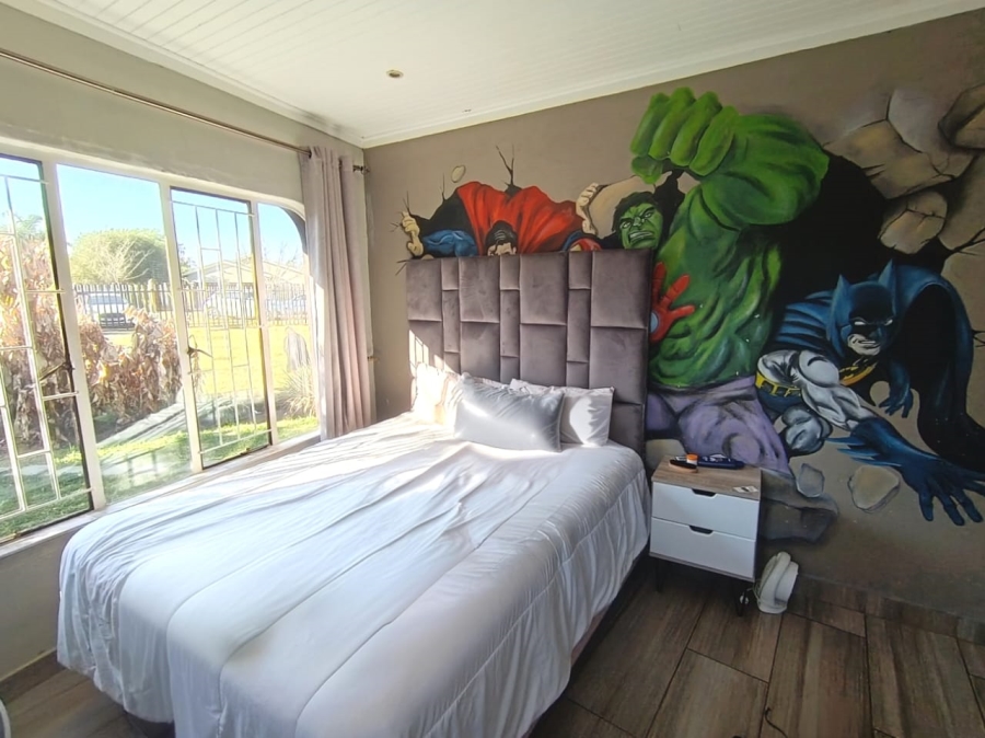 4 Bedroom Property for Sale in Sunair Park Gauteng