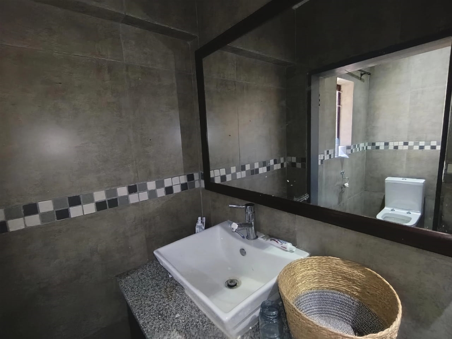 4 Bedroom Property for Sale in Sunair Park Gauteng