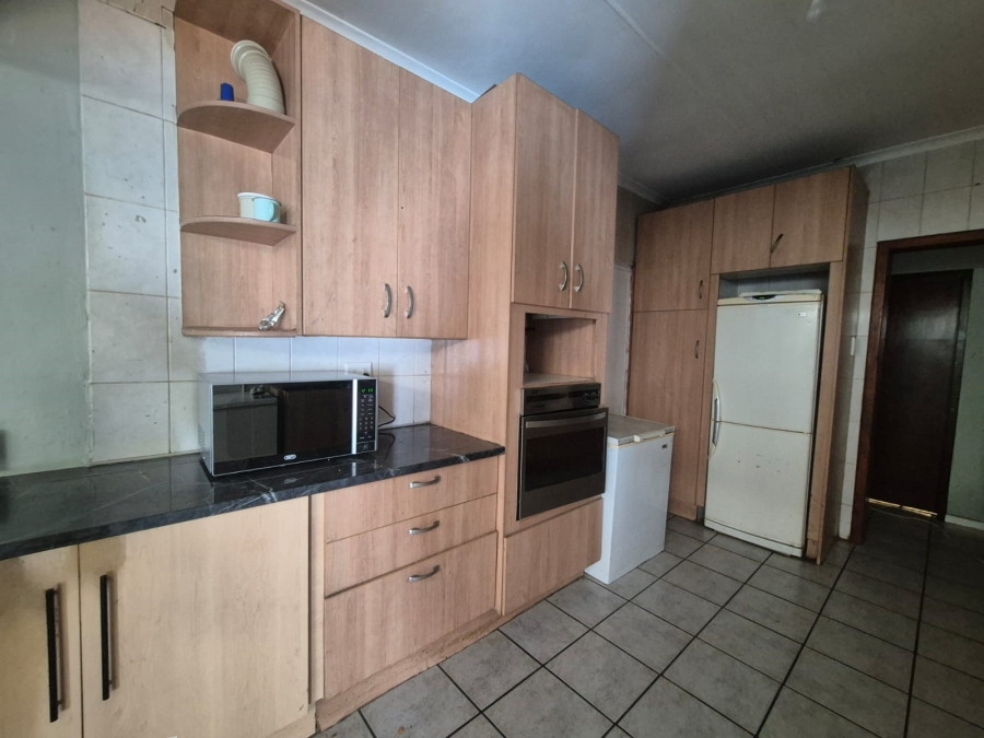 21 Bedroom Property for Sale in Vanderbijlpark SE 7 Gauteng