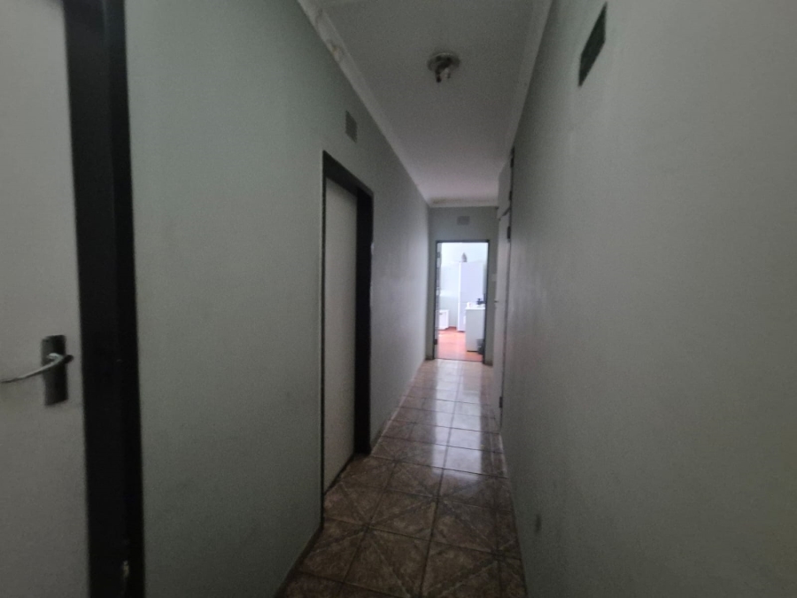 21 Bedroom Property for Sale in Vanderbijlpark SE 7 Gauteng
