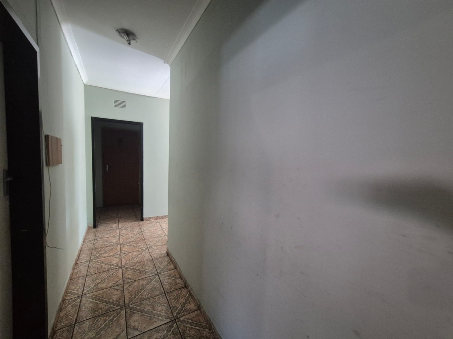 30 Bedroom Property for Sale in Vanderbijlpark SE 7 Gauteng